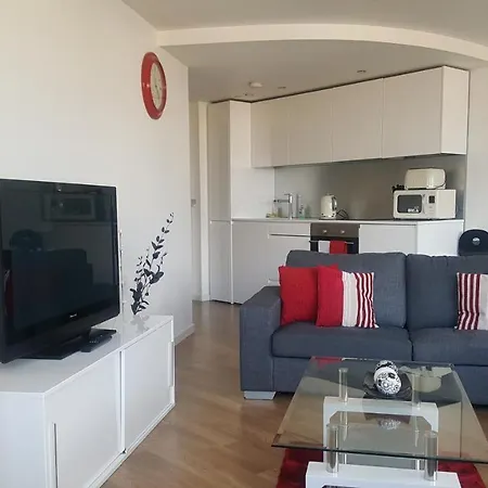 Two Bed Modern City Center With Gorgeous Views * Leeds (West Yorkshire)