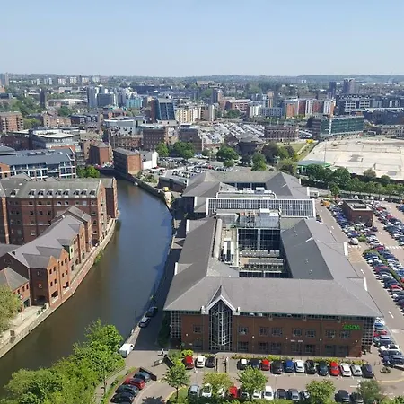 Two Bed Modern City Center With Gorgeous Views Leeds (West Yorkshire)